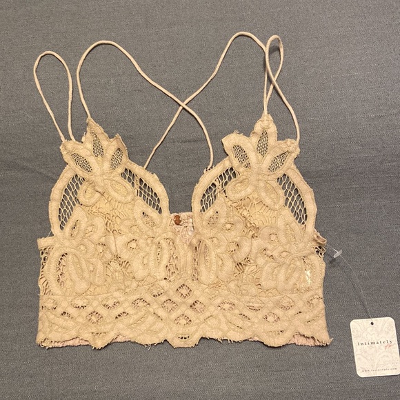 NWT Free People FP One Adella Lace Bralette In Nude NWT Size XS 32A-32B - Picture 2 of 16